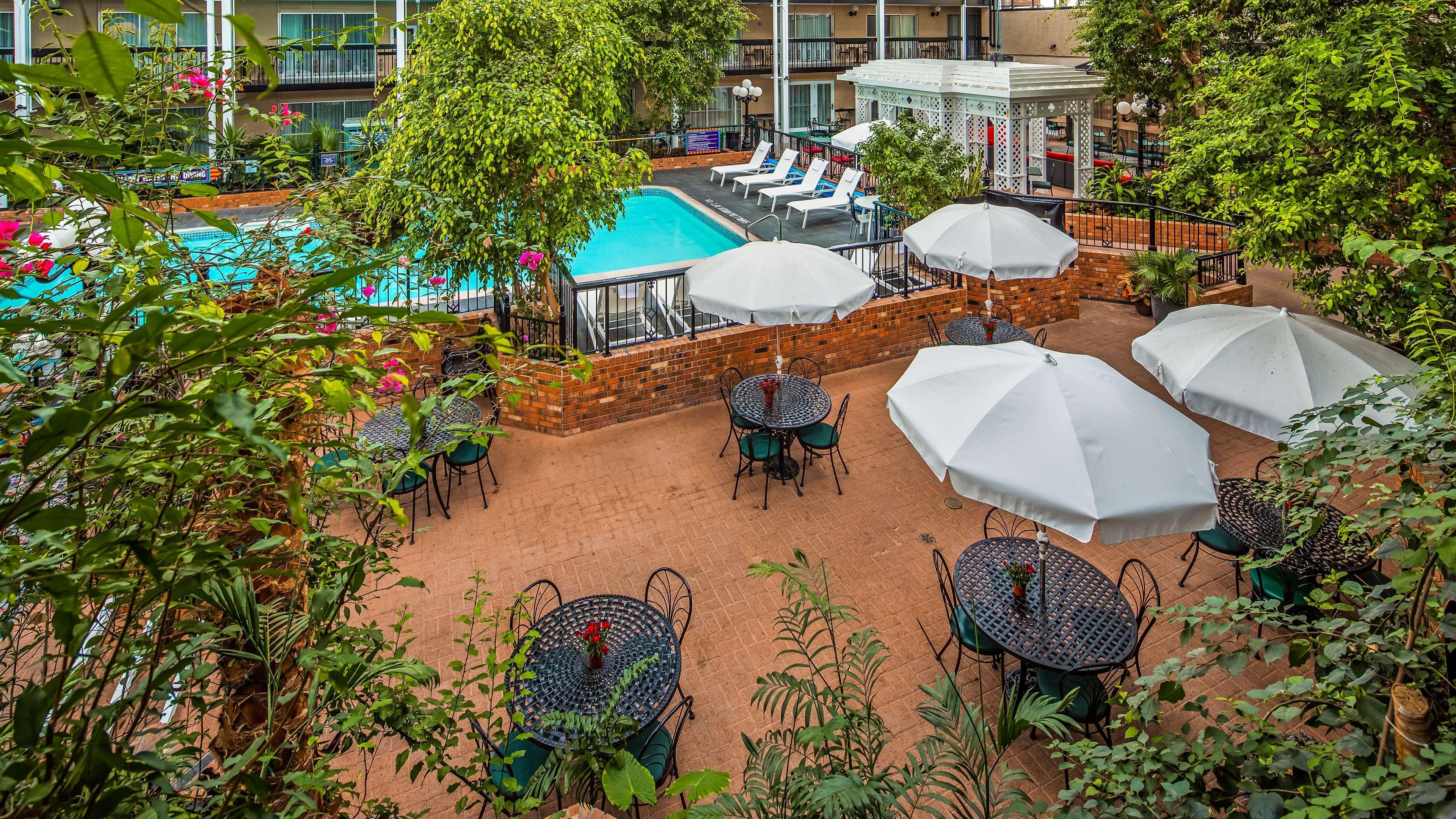 Best Western Plus Cairn Croft Hotel Niagara Falls Esterno foto